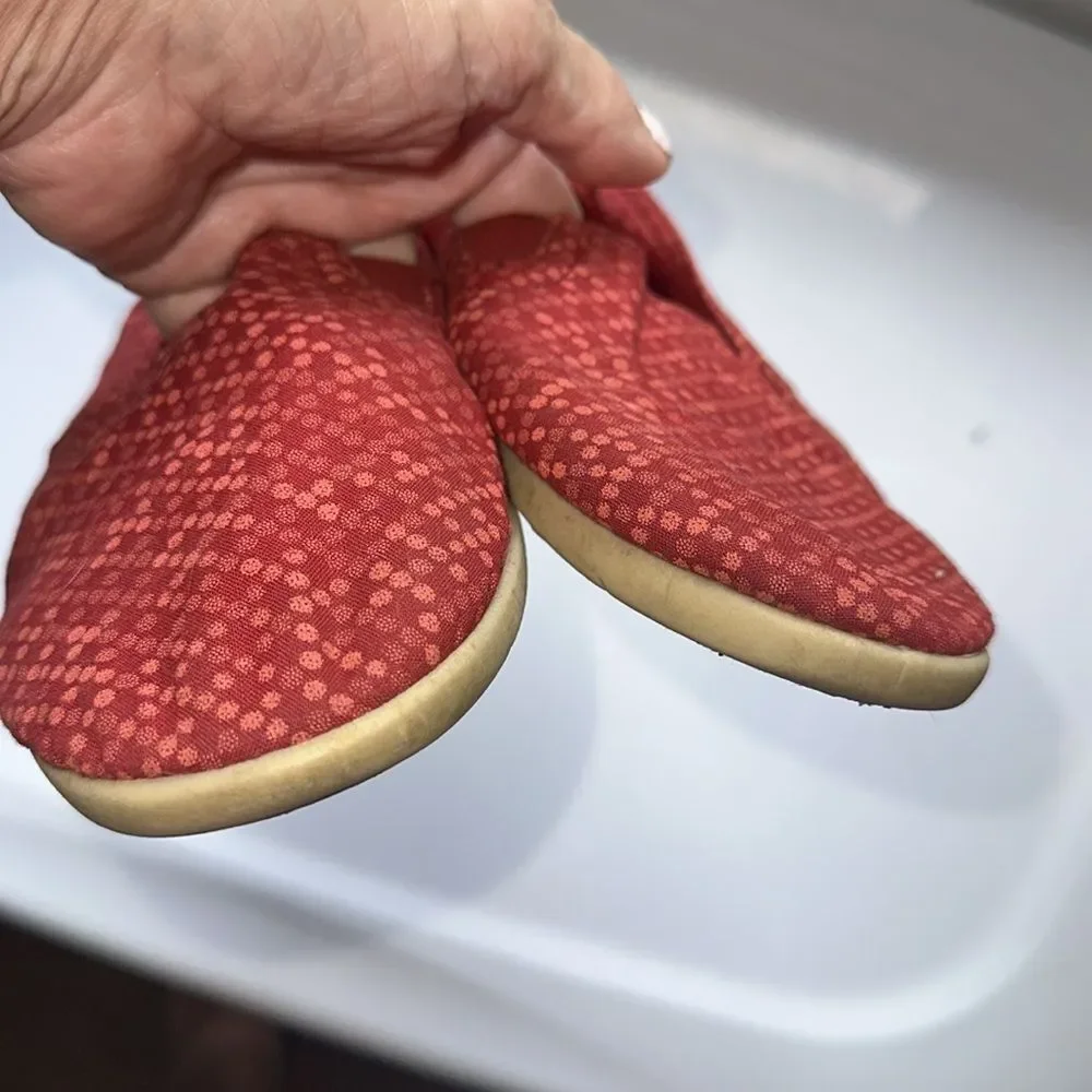 Airwalk Red Light Polka Dots Canvas Flats -‎ Size 6 1/2